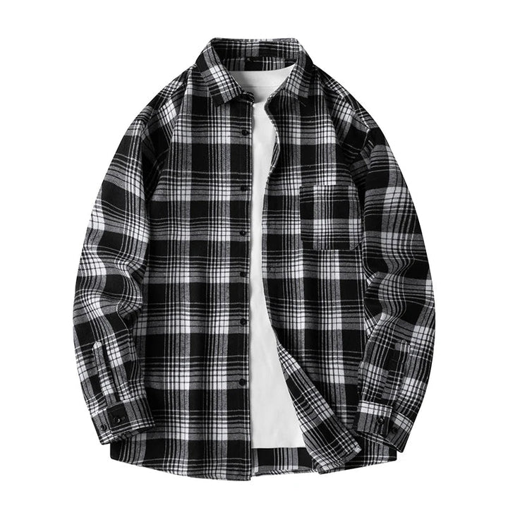 Men's classic plaid flannel shirt, a must-have winter essential with a versatile button-down design.