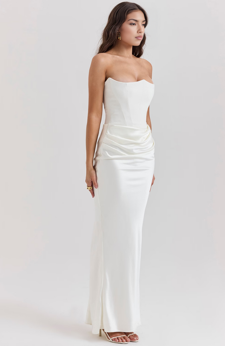 Elegant black strapless evening gown, featuring a figure-flattering corset and maxi length.