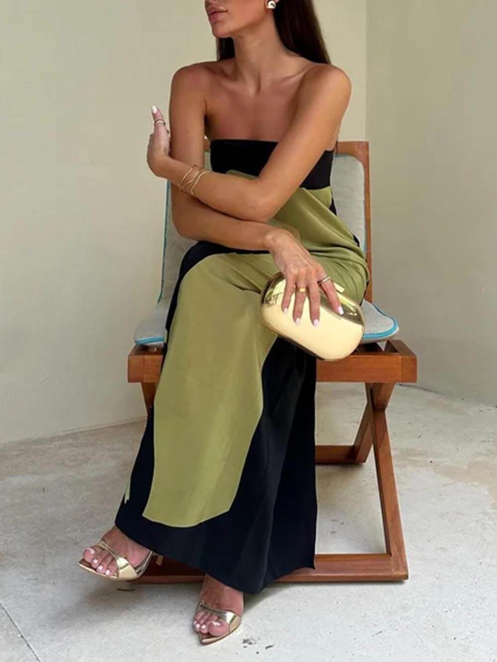 Long green maxi dress for women, an elegant sleeveless casual dress suitable for summer and vacations.