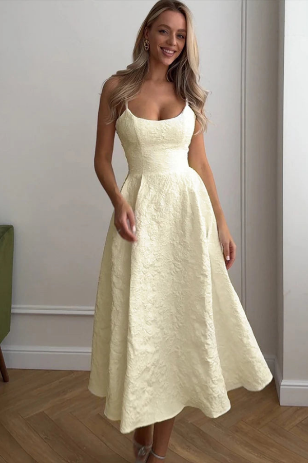 Elegant halter neck keyhole maxi dress for women, perfect for summer parties.