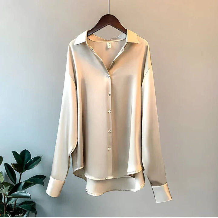 Professional women's long sleeve office blouse, elegant and versatile, ideal for business and everyday chic.