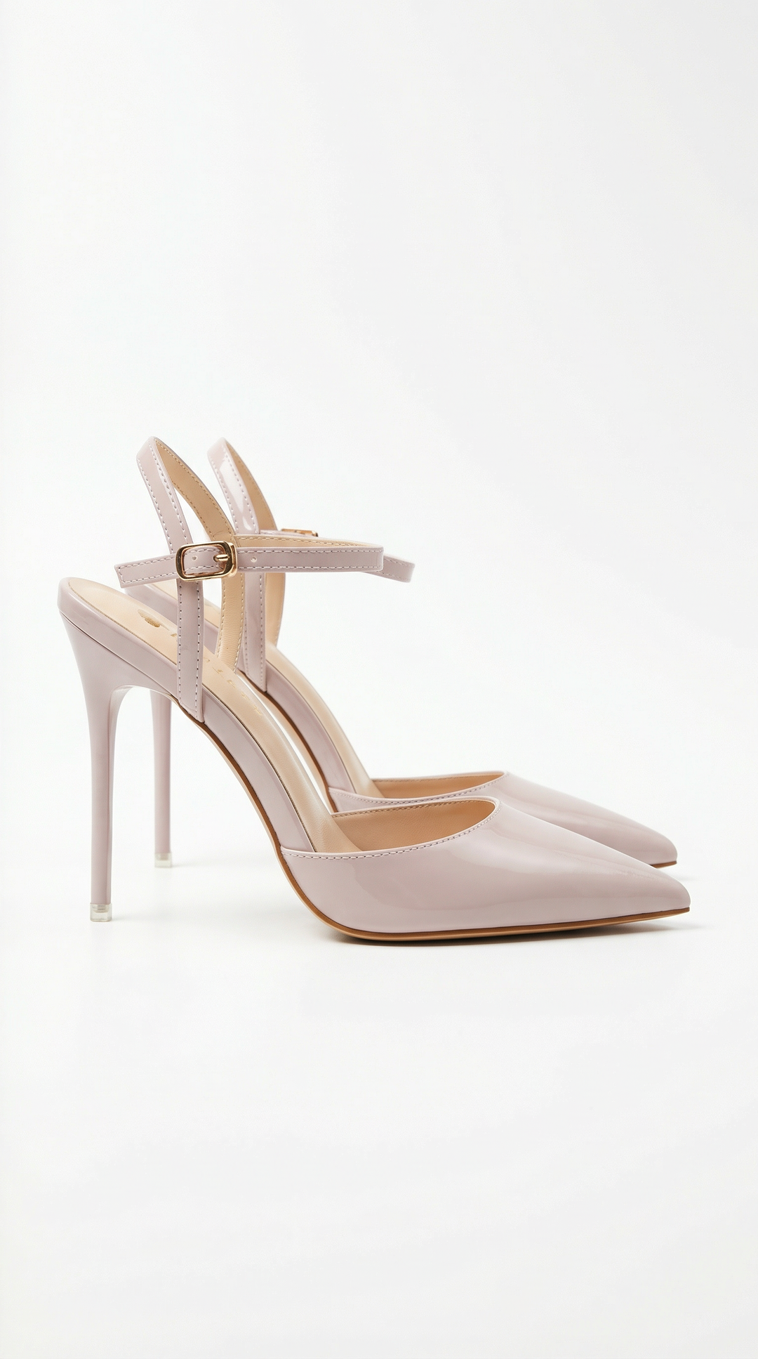 Elegant women's pumps with a sleek stiletto and sophisticated pointed toe design.