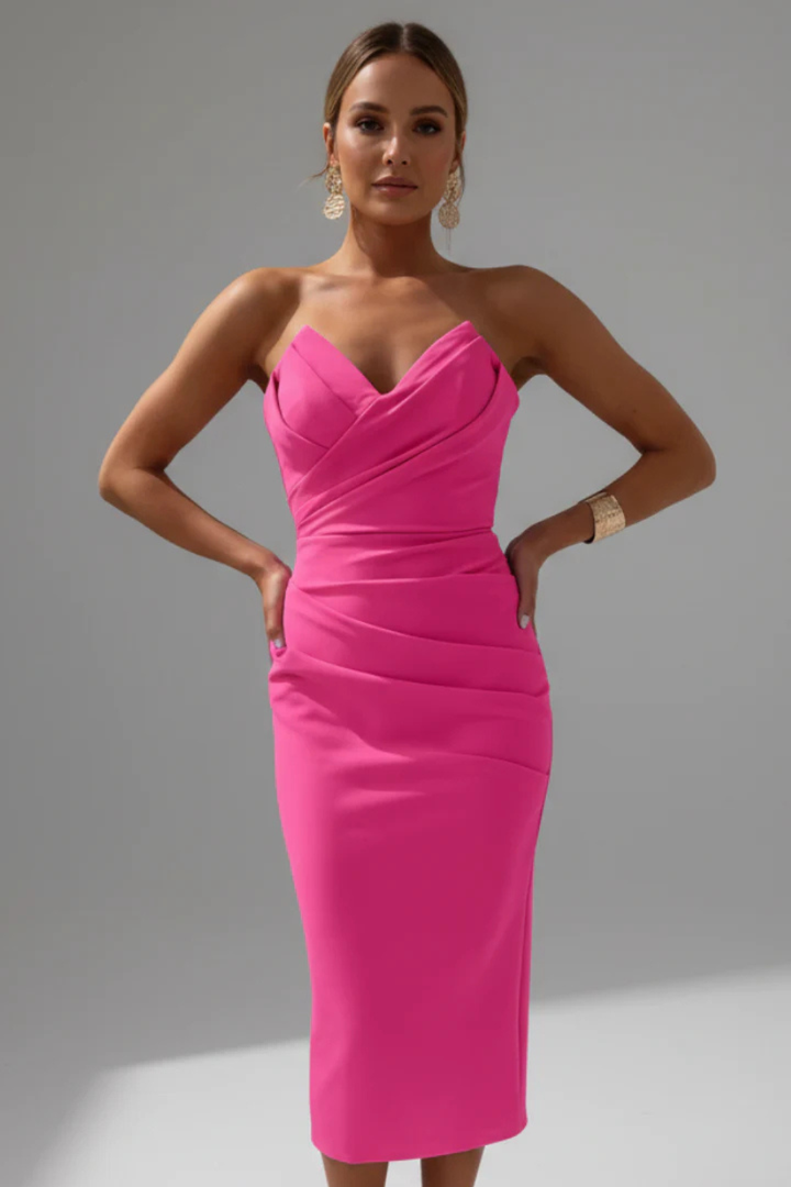 Elegant women's midi dress, ruched front & sweetheart neckline, ideal for formal party occasions.