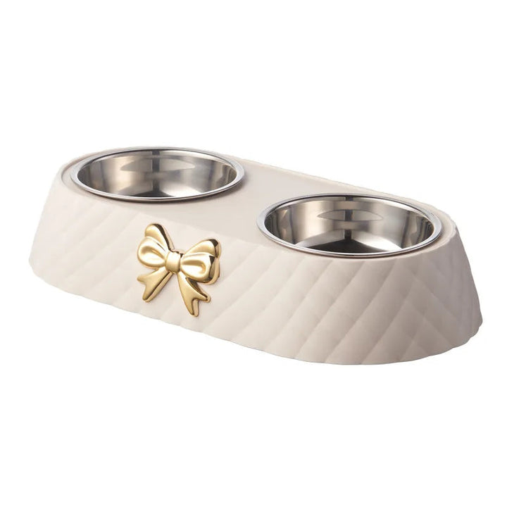 Overview of a stainless steel pet bowl set with anti-slip rubber ring, suitable for both cats and dogs.