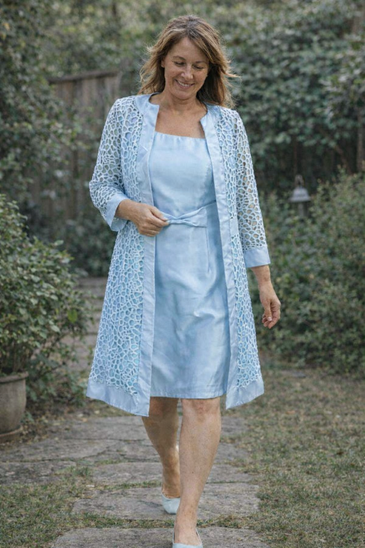 Chic women's elegant dress set, a two-piece formal wear ensemble designed for sophisticated events.