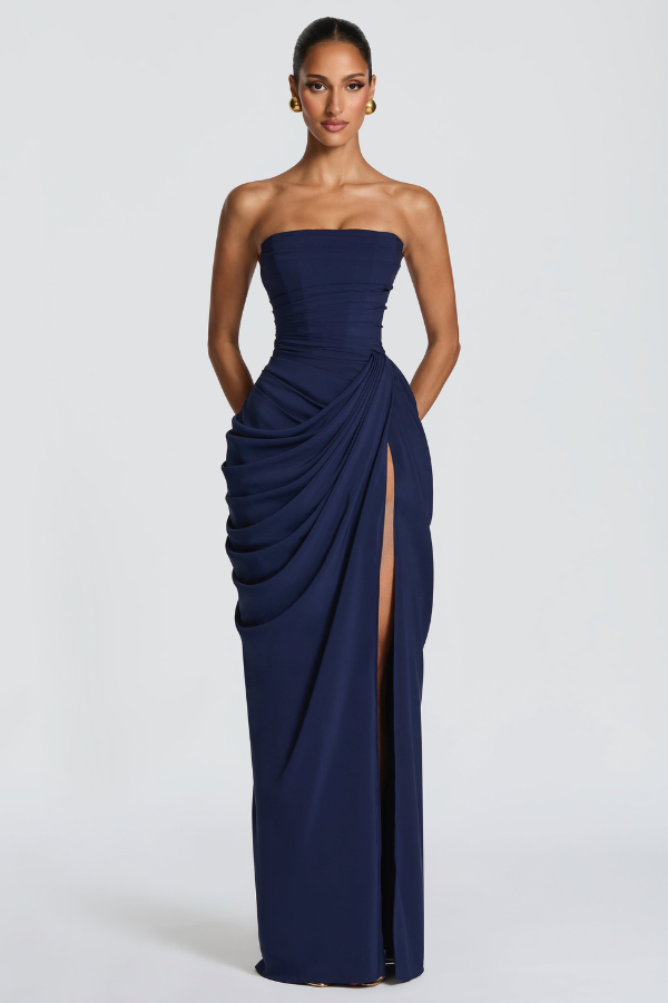 Chic women's occasion maxi dress, elegant & comfortable for celebrations.