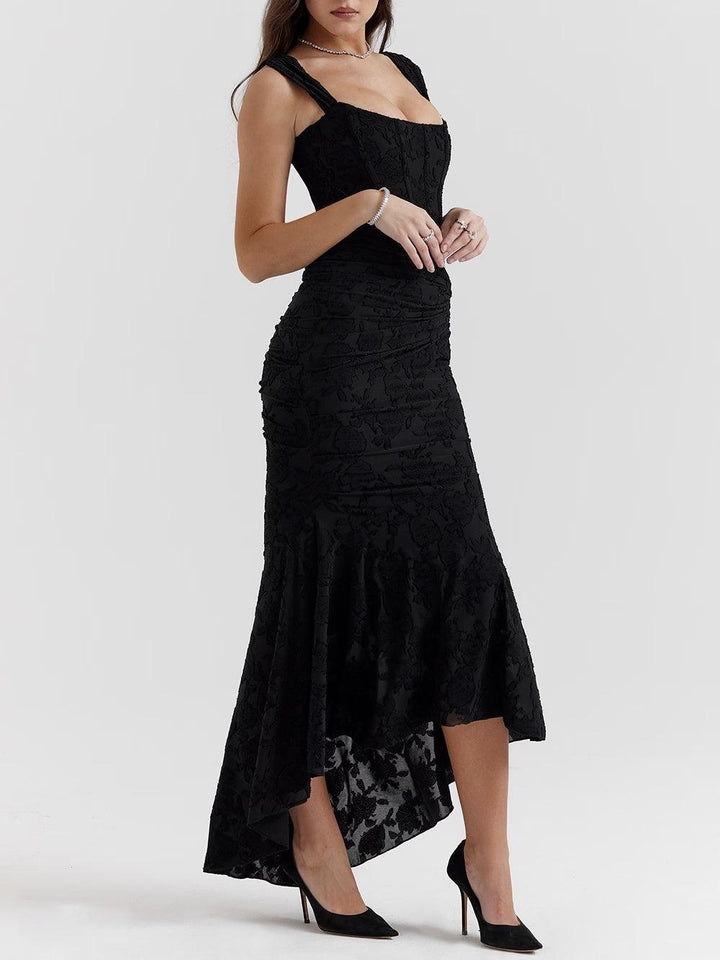 Flattering women's wedding guest mermaid dress with an elegant corset and ruched details.