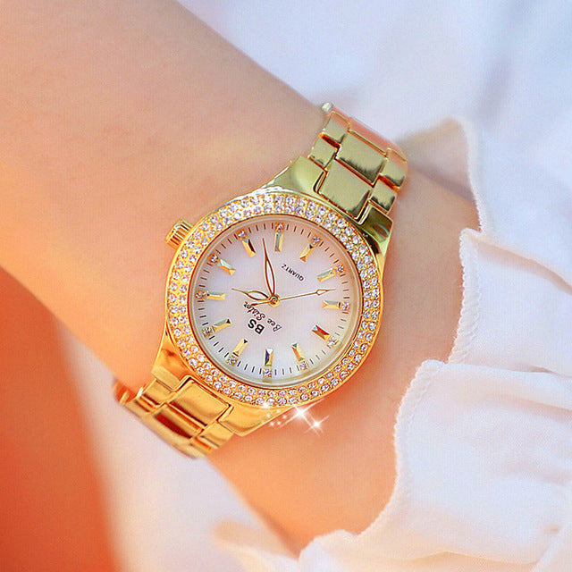 Classic Women's Esmée Quartz Watch, a 32mm elegant timepiece for everyday sophistication and style.