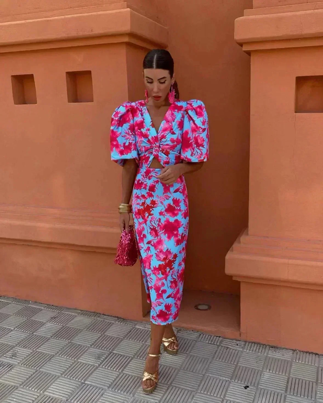 Elegant women's floral cutout midi wedding guest dress with puff sleeves, perfect for spring/summer events.