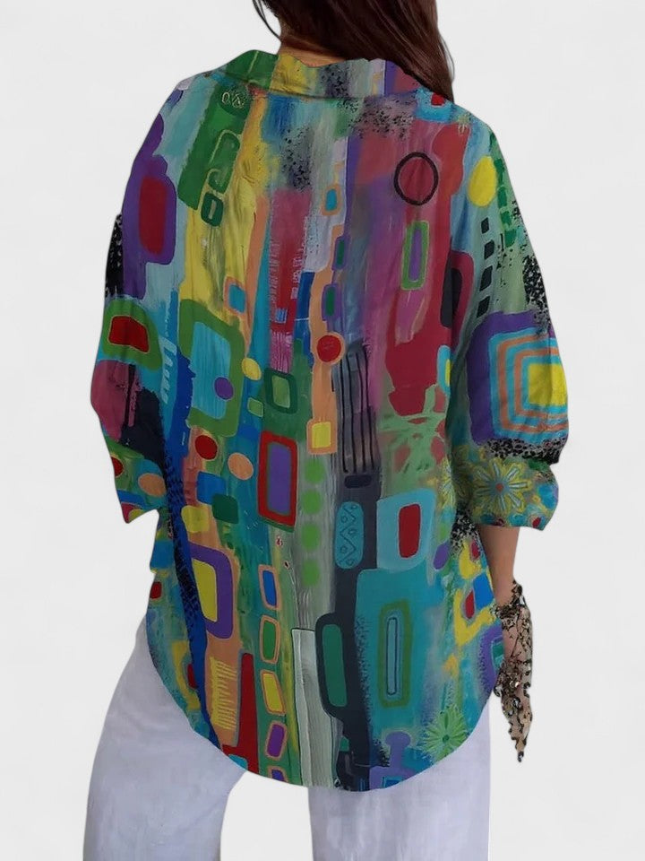 Comfortable women's geometric pattern blouse, a versatile top perfect for elegant workwear or chic casual outfits.