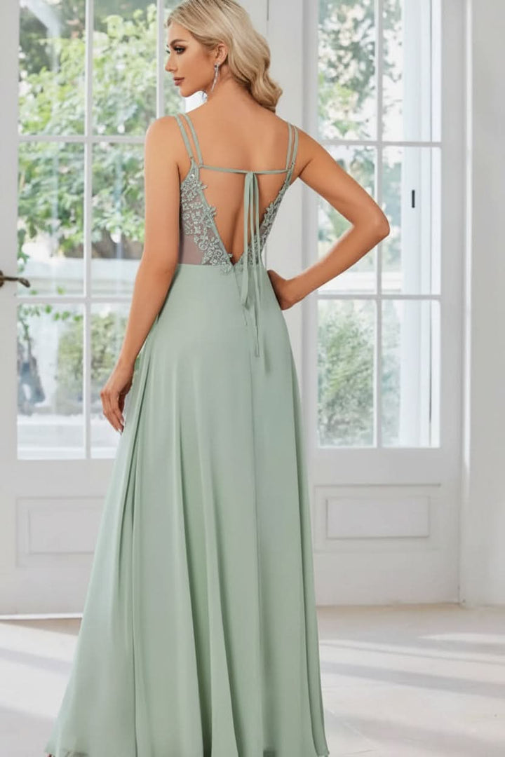 Formal women's halter neck maxi dress, a sophisticated long gown for evening parties & special events.