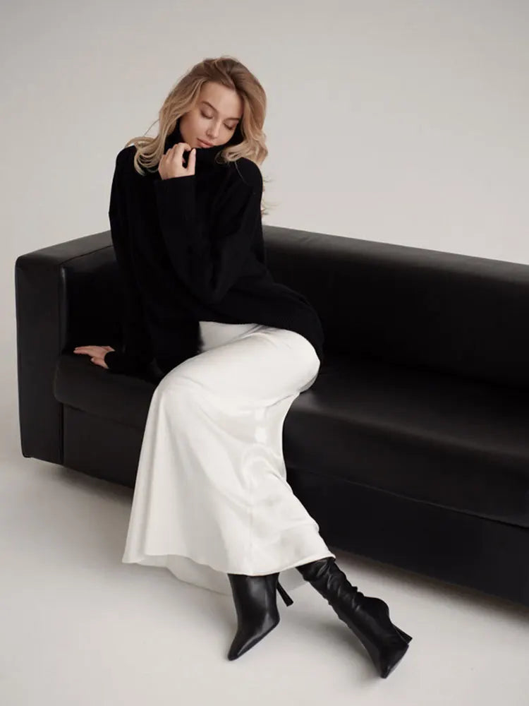 High-waist fishtail women's maxi skirt, evening gala formal wear for a refined look.