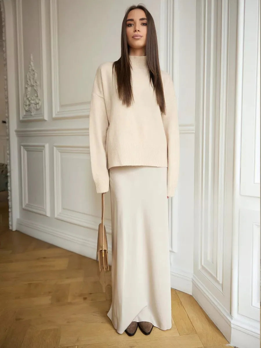 Sophisticated women's gala maxi skirt, high-waist fishtail silhouette for a stunning appearance.