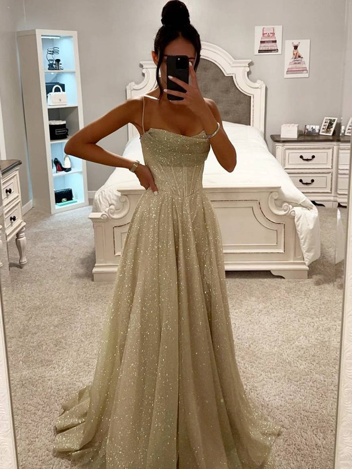 Chic women's formal maxi dress with long sleeves & an open back, ideal for elegant evening occasions.