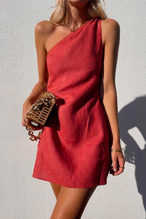 Elegant women's one-shoulder draped mini dress, perfect for parties, summer, or vacation outfits. Chic & modern style.