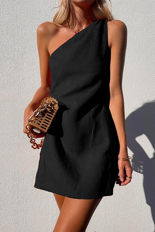 Chic women's one-shoulder draped mini dress, ideal for casual wear, summer parties, and elegant vacation looks.
