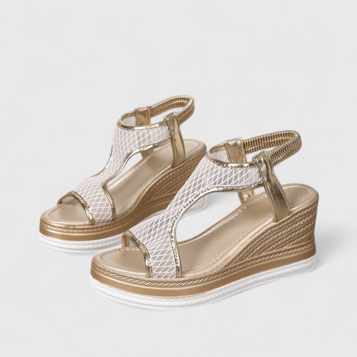 Orthopedic women's walking sandals, perfect for summer with superior foot support & comfort.