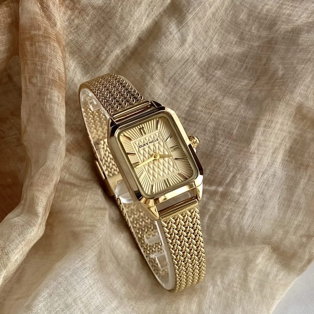 Women's classic petite wristwatch, sleek design, elegant fashion accessory, ideal gift for her.
