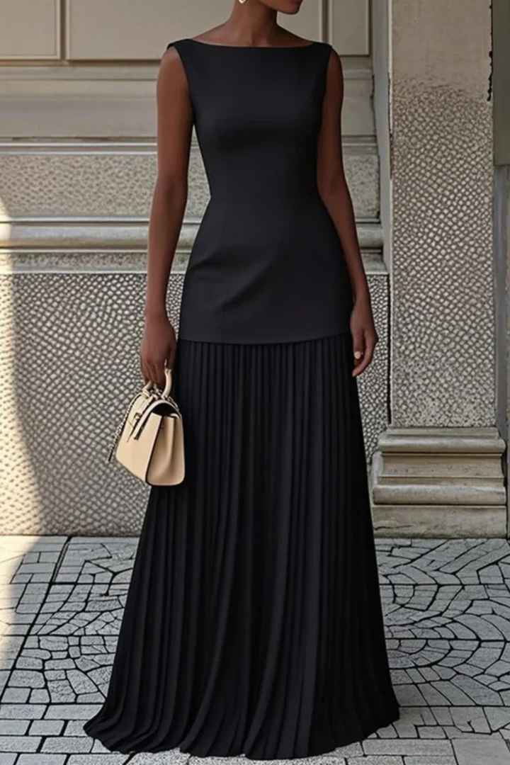 Women's elegant pleated maxi dress, a formal evening gown perfect for any special occasion.