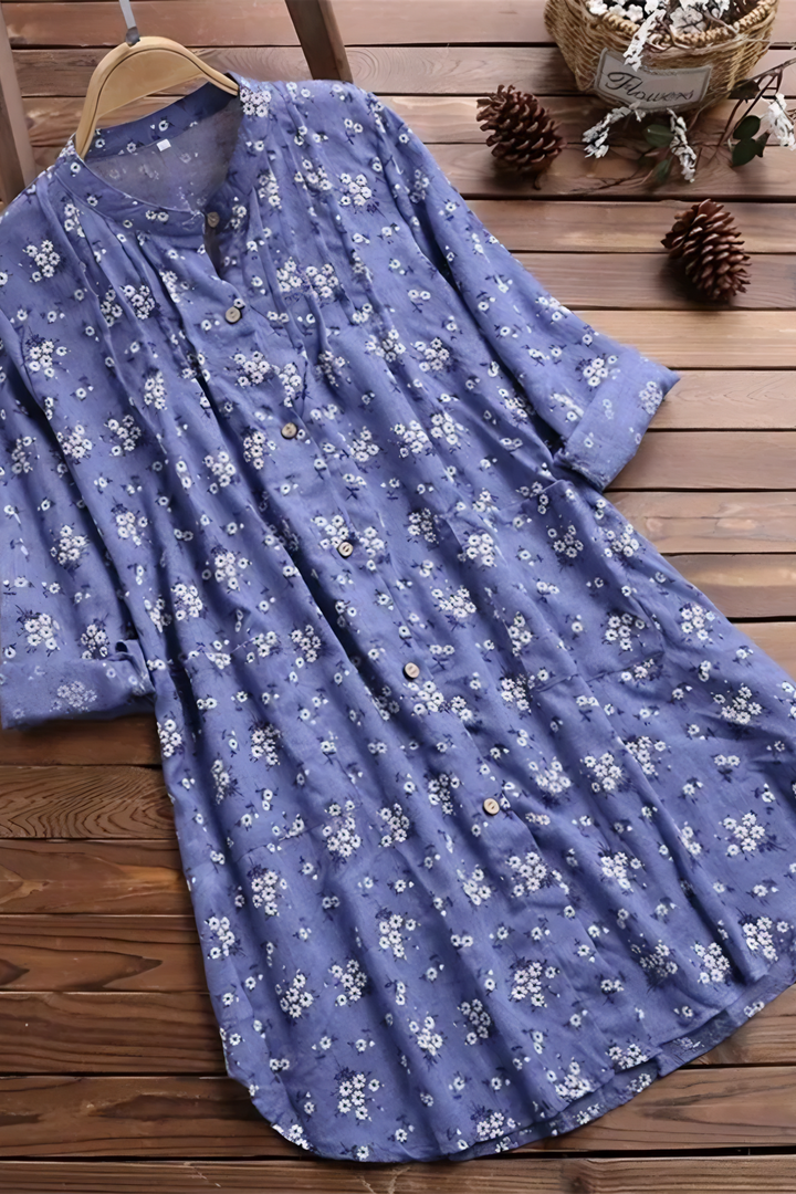Relaxed fit women's printed blouse, a versatile long sleeve top for everyday style and elegant occasions.