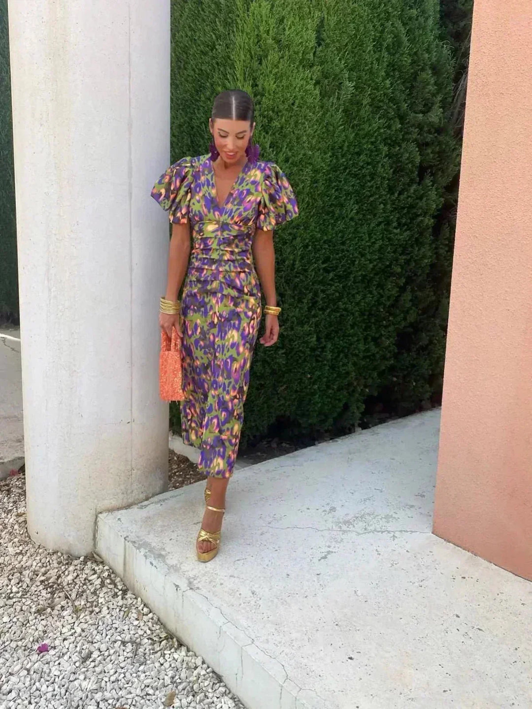 Sophisticated women's elegant printed maxi dress. Ideal for wedding guests, cocktails, or formal evening events.
