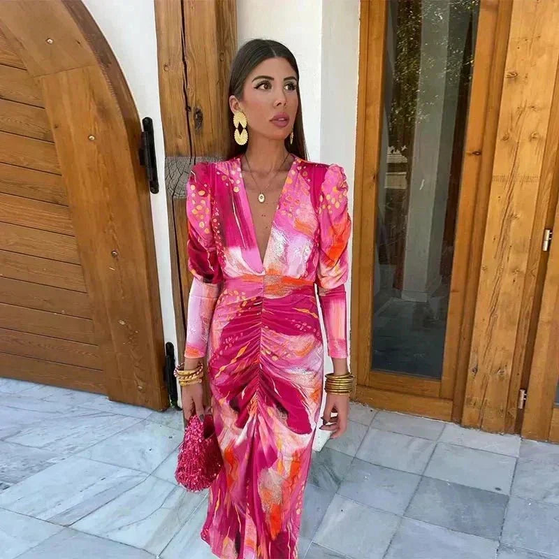 Elegant women's printed ruched midi wedding guest dress with long sleeves & v-neck for parties & cocktails.
