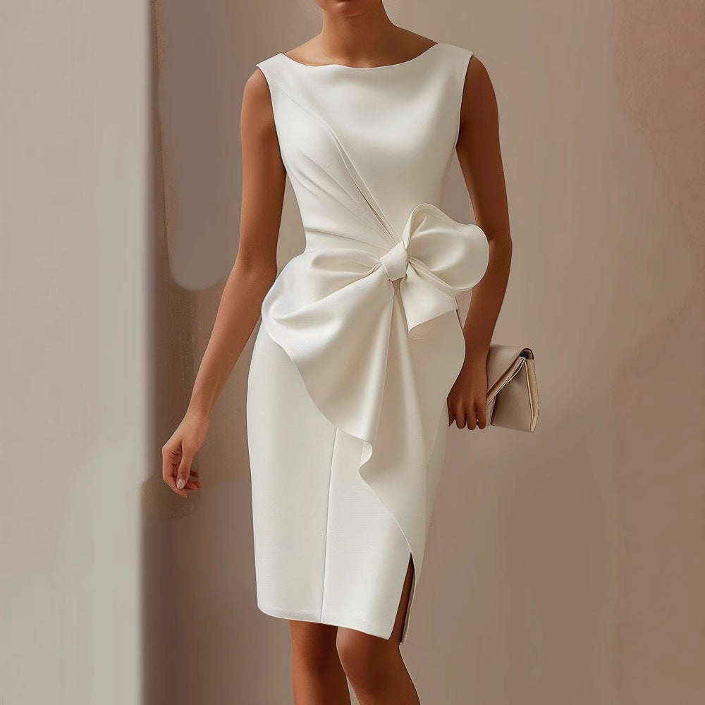 Chic fitted women's mini dress with a flattering waist tie. Ideal as a cocktail or party dress.