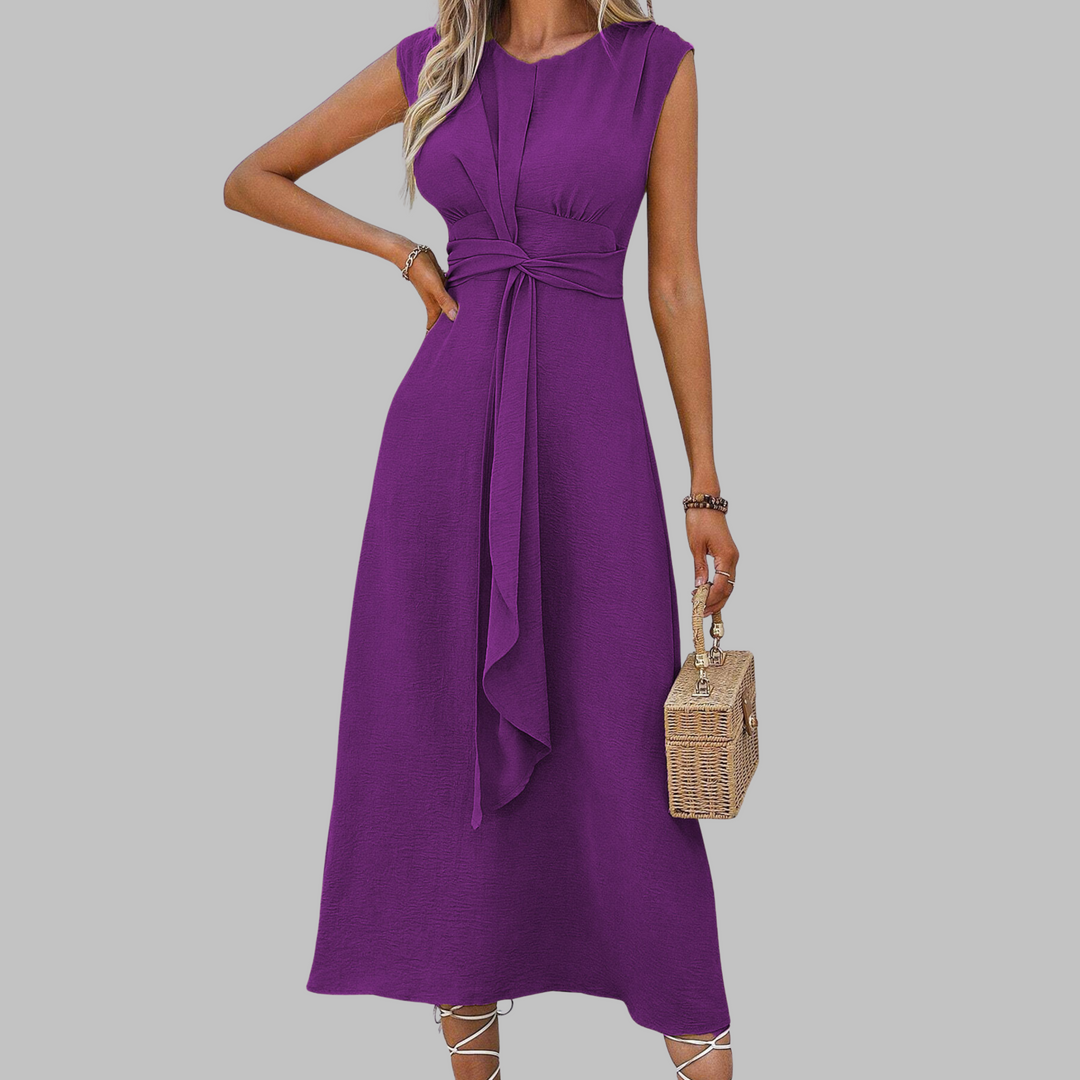 Women's fashion sleeveless round neck maxi dress. Simple yet elegant, a versatile long dress for any occasion.