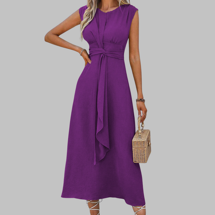 Women's fashion sleeveless round neck maxi dress. Simple yet elegant, a versatile long dress for any occasion.