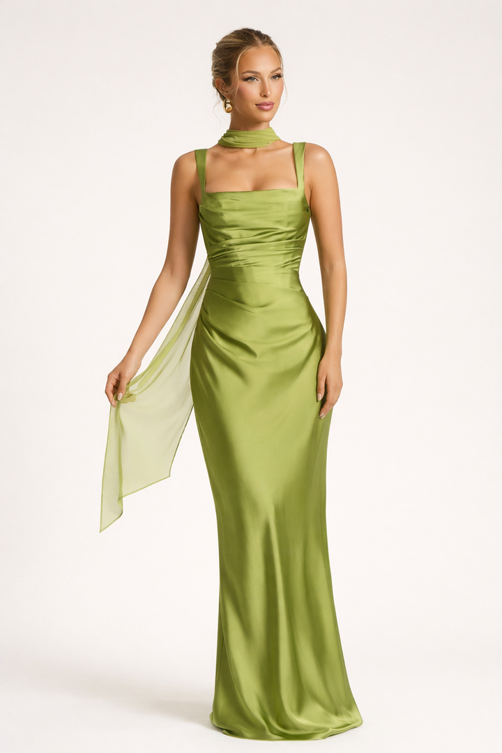 Elegant women's slim fit sleeveless maxi dress for evening parties. Formal, chic & flattering long cocktail gown.