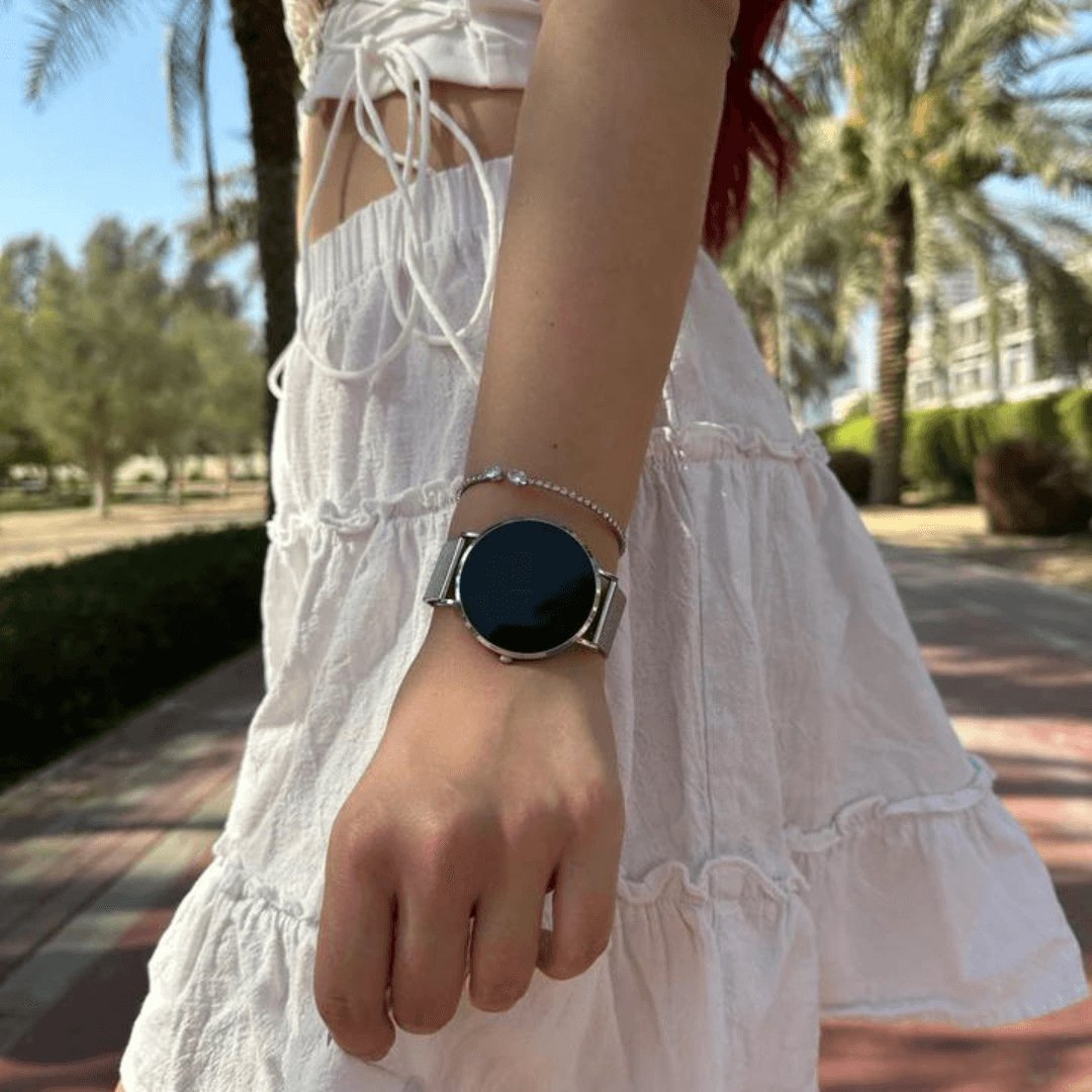 Elegant women's activity tracker smartwatch, sleek design for daily wear, tracking health and fitness.