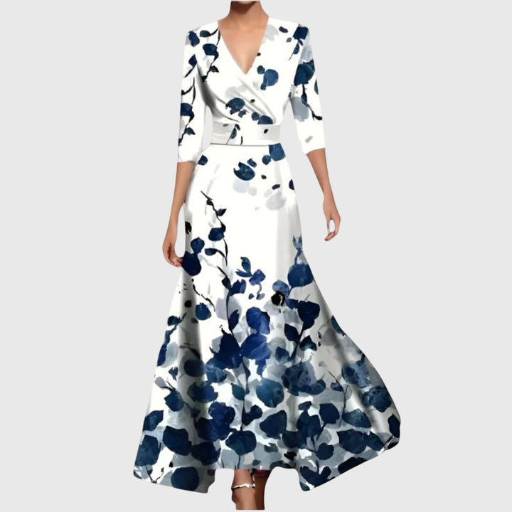 Women's elegant tailored party dress. Chic and flattering for formal wear, versatile for any special all-occasion.
