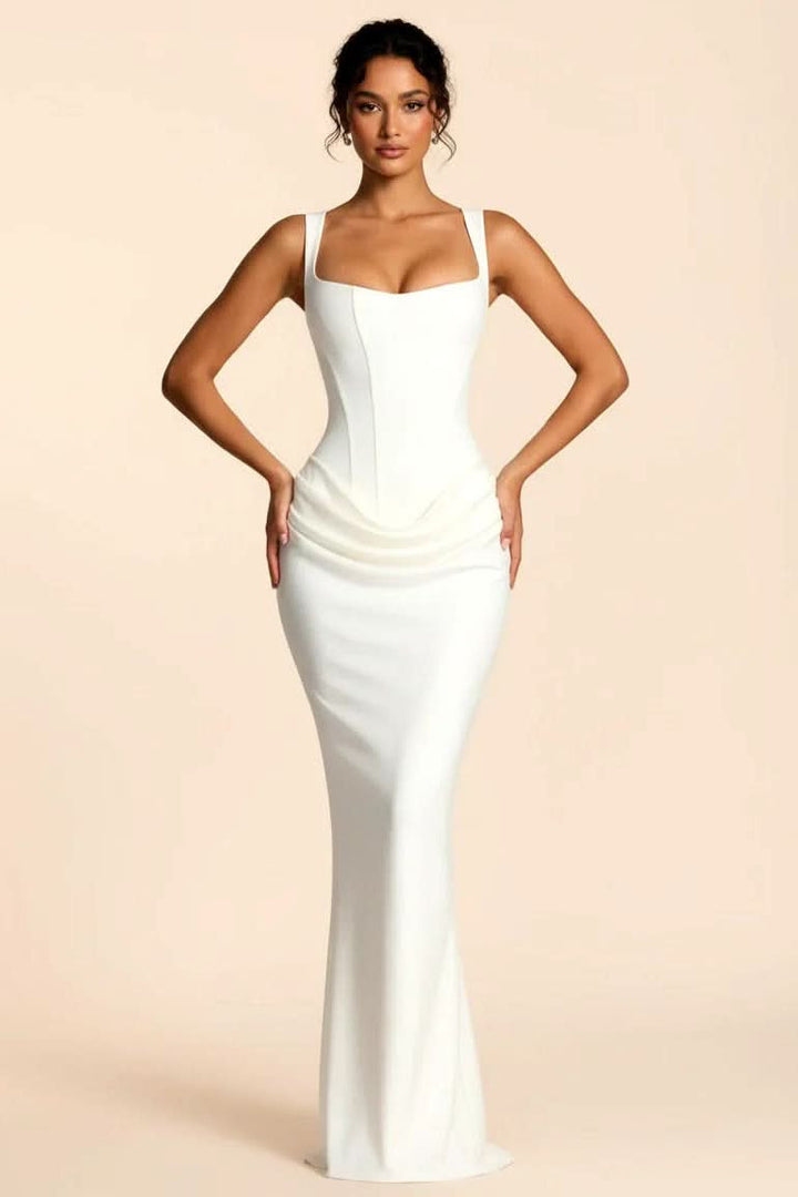 Elegant women's tailored midi dress, perfect for formal occasions & sophisticated parties. Graceful & versatile style.