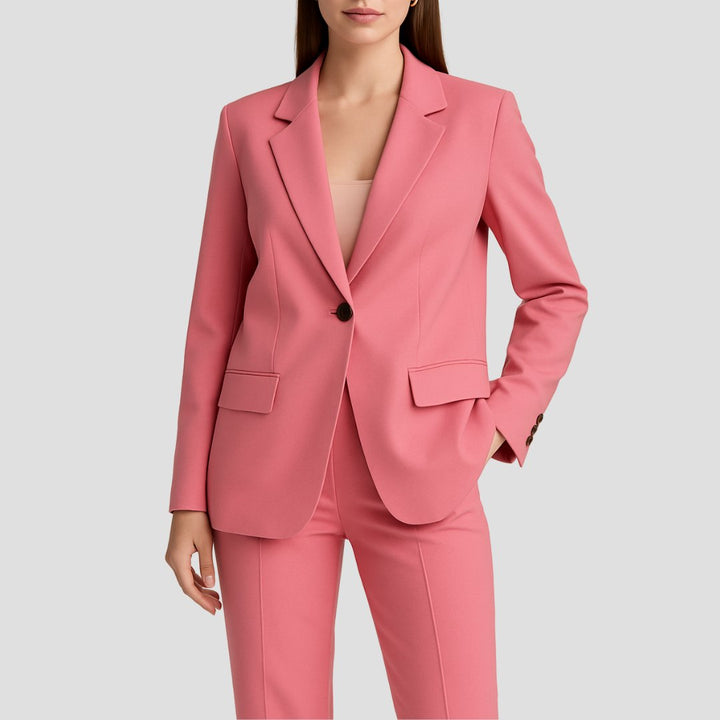 Stylish women's tailored suit set featuring a fitted blazer & fashionable wide-leg trousers. Ideal for office attire.