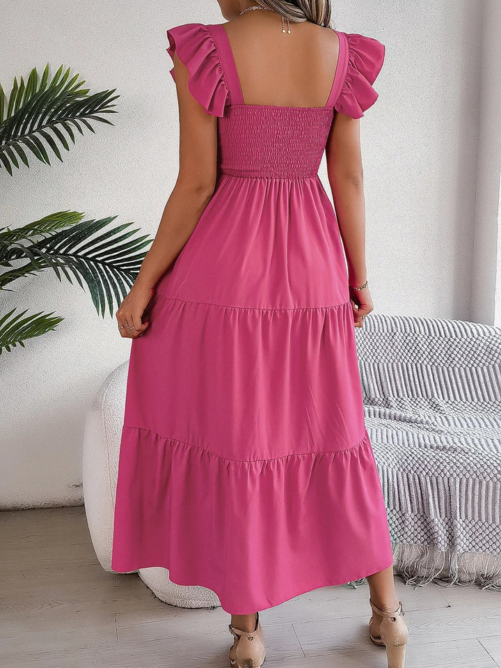 Comfortable & stylish women's tiered midi dress, a chic and versatile choice for elegant summer outfits.
