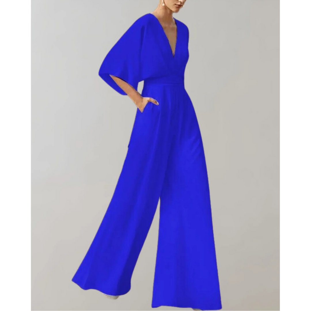Flowy women's wide-leg jumpsuit with V-neck, ideal for a chic and sophisticated party look.
