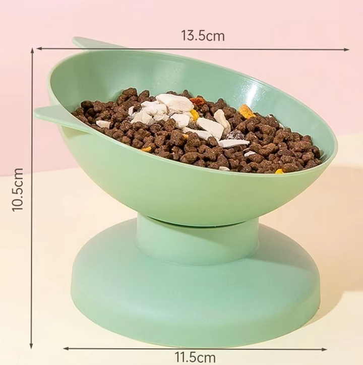 Stylish white elevated pet feeder, ergonomic design for comfortable eating, healthy pets.