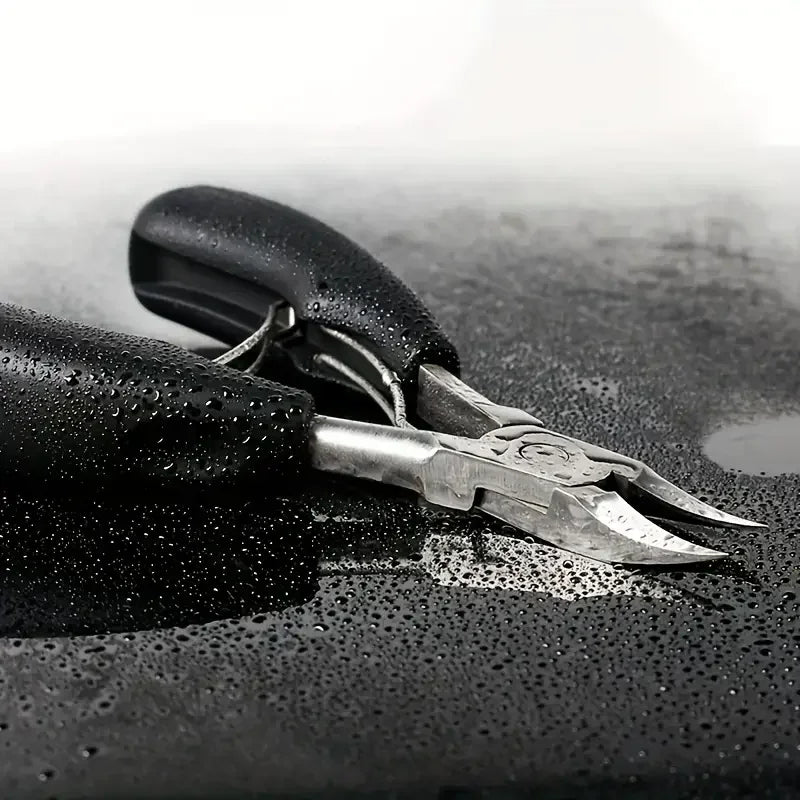 Stainless steel ergonomic nail scissors for effective thick & ingrown toenail trimming. Pedicure tool.