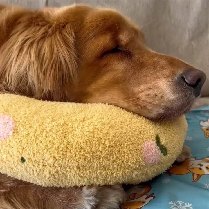 Pet comfort ergonomic U-shaped pillow, a luxurious mohair pet accessory for cats and dogs