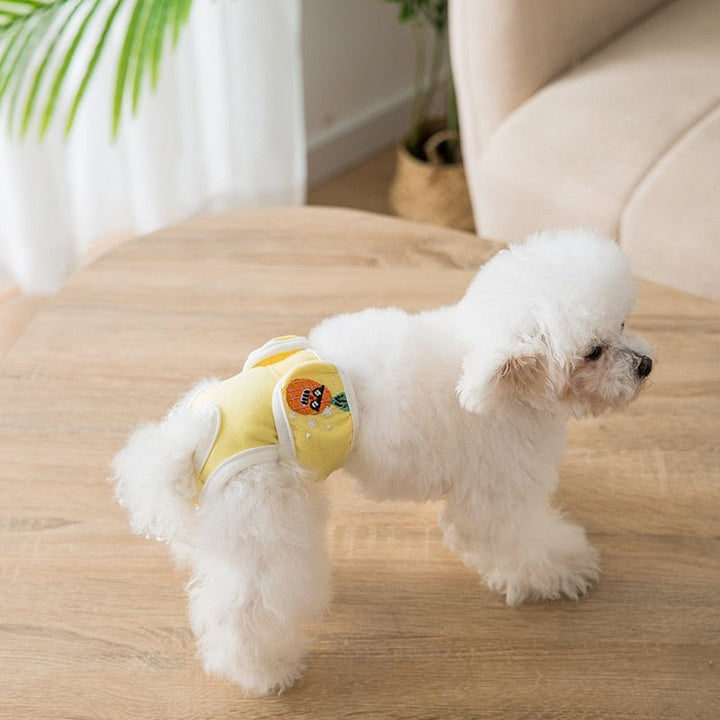 Adjustable female dog diaper, washable and designed for pet health and hygiene.