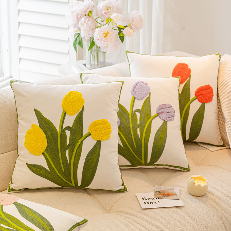 Floral Bouquet Decorative Throw Pillow for sofa, vibrant flower print home decor cushion