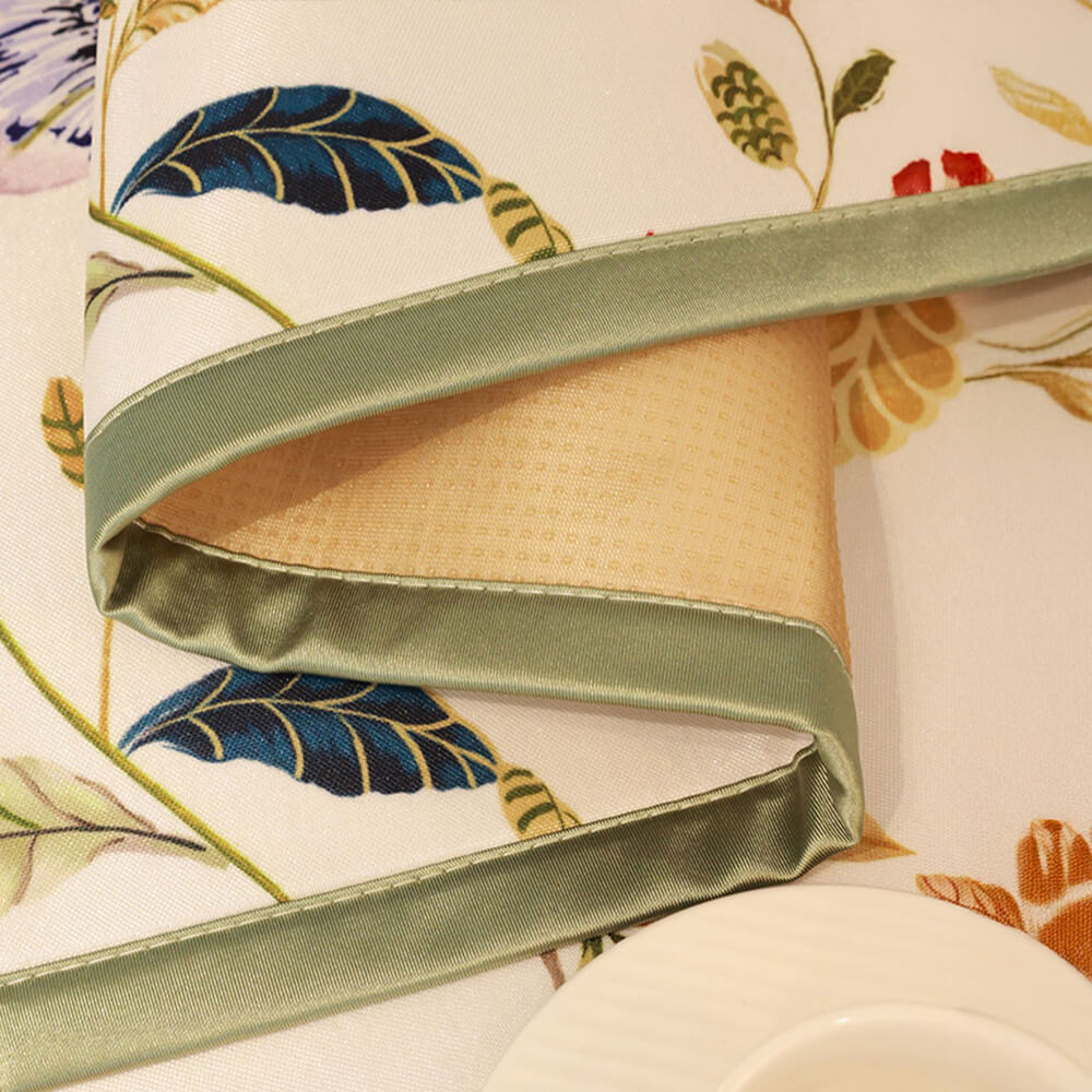 Breathable floral sofa cover, cooling comfort, non-slip, keeps furniture clean, pet friendly