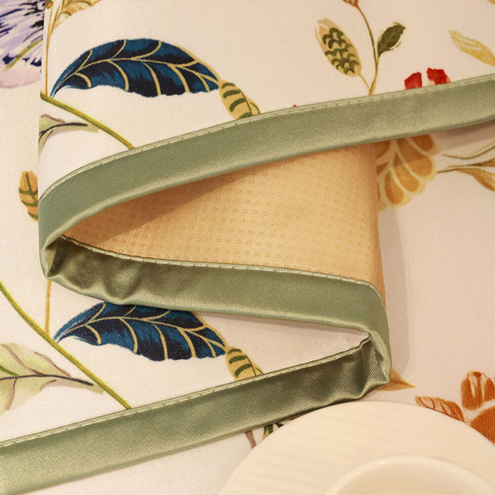 Breathable floral sofa cover, cooling comfort, non-slip, keeps furniture clean, pet friendly