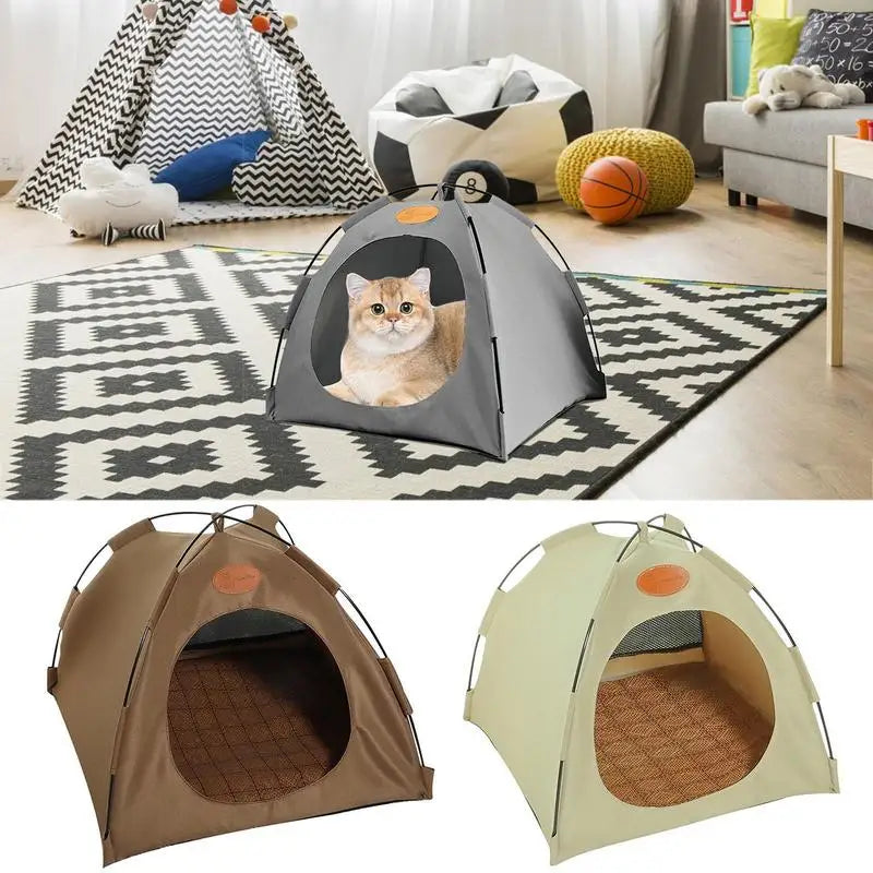 Zippered entrance of a portable cat house, showing easy access, durable pet tent for travel