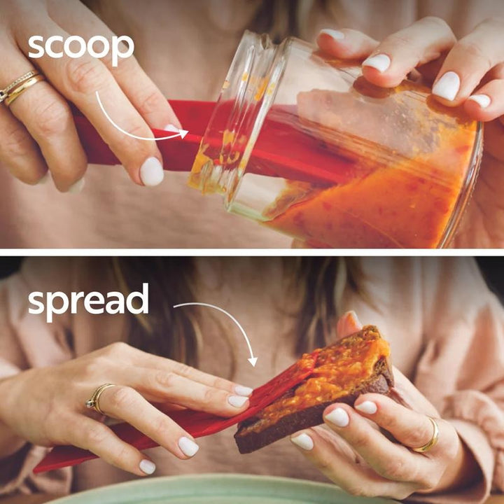 Magnetic foldable measuring spoons, cooking accessory for precise measurements & efficient storage.