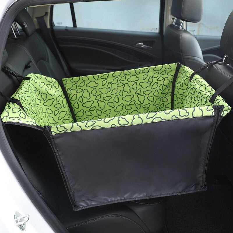 Detail of the non-slip backing on the waterproof oxford fabric dog car seat cover for secure pet travel.
