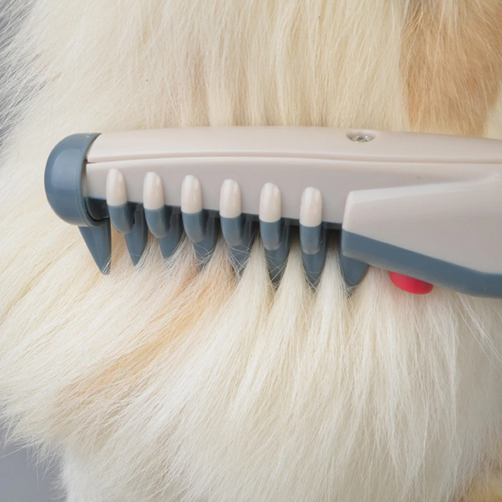 Pet fur trimmer for a healthy, shiny coat on dogs & cats. Gentle grooming tool for effective tangle removal & pet care.