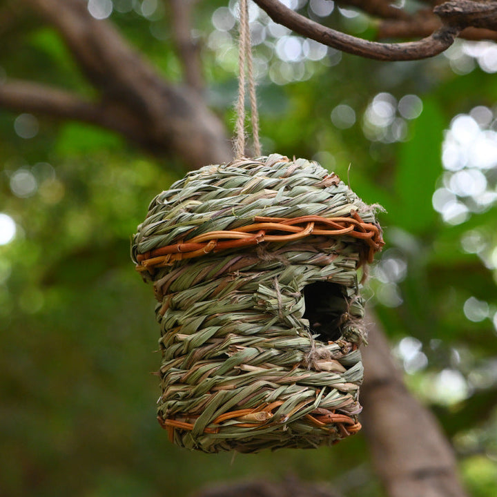 Hand-woven straw bird house, decorative pet accessory for small birds, rustic natural green design