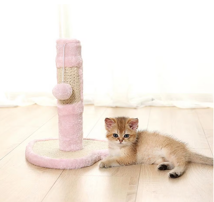 Sisal cat scratcher, star design, providing an ideal surface for claw care and play.