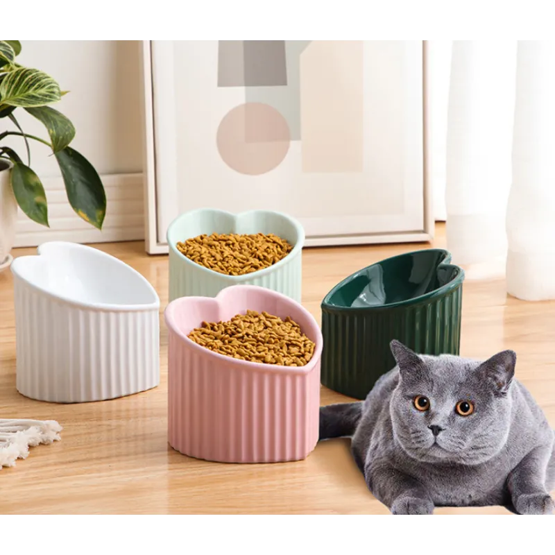 Heart-shaped ceramic pet bowl in white, perfect for cats or small dogs, hygienic feeder dish.
